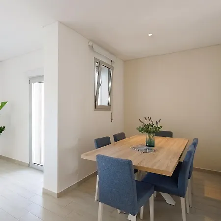 Serene Horizon - By Sch - D Apartman