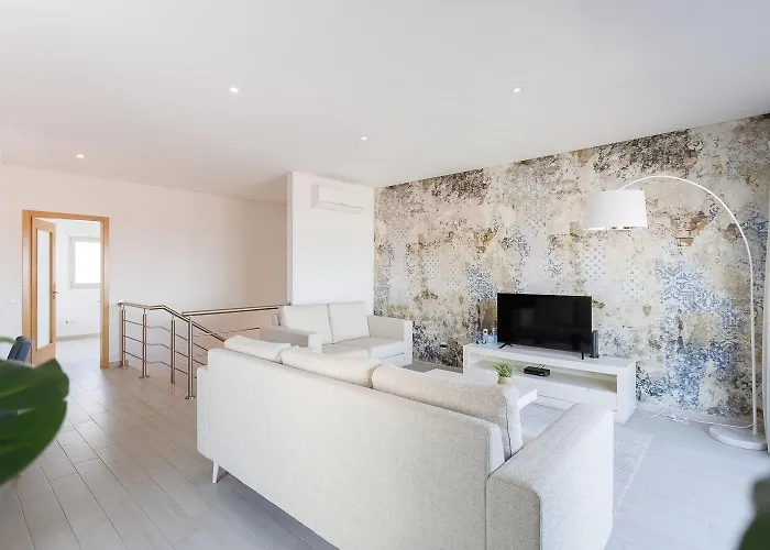 Апартаменты Serene Horizon - By Sch - D Назаре